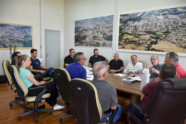 Getúlio Vargas realiza segunda reunião de transição  para garantir continuidade administrativa