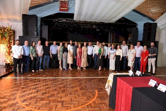 Floriano Peixoto 28 Anos - XV Festa Alemã e XI Festa Polonesa celebra a história local