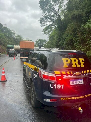 Acidente na BR-386 em Pouso Novo deixa duas mulheres mortas