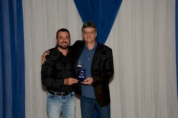 Prefeitura de Getúlio Vargas e Câmara de Vereadores entregam  Troféu Destaque Econômico 2024 – ano base 2023