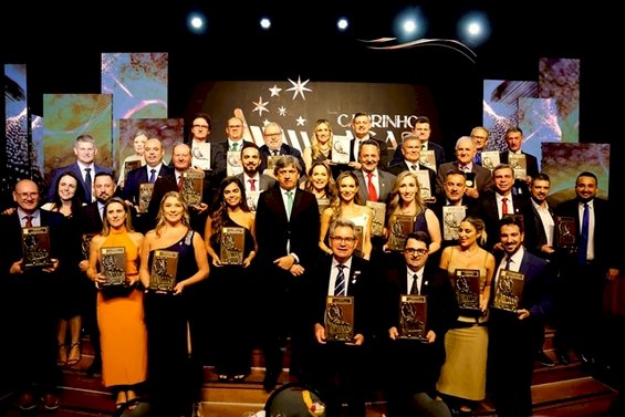 Campeões do Carrinho Agas 2024 são agraciados em Porto Alegre