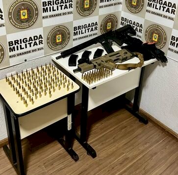 Brigada Militar apreende fuzis de fabricação americana e israelense