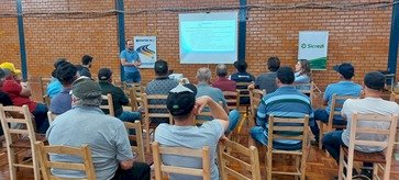 Produtores de Floriano Peixoto participam de palestras BPA e armazenagem de agrotóxicos na propriedade