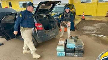 PRF prende traficante transportando mais de 250 quilos de maconha num carro furtado