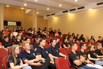 AULA INAUGURAL DE CIÊNCIAS CONTÁBEIS ABORDA MERCADO DE TRABALHO E PLANEJAMENTO DE CARREIRA
