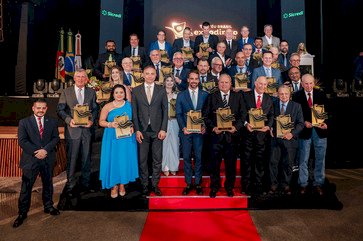 Lideranças do agro são homenageadas no Troféu Brasil Expodireto