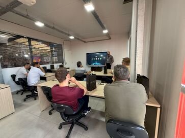 Entre Rios do Sul busca tecnologia em segurança com visita a Erechim
