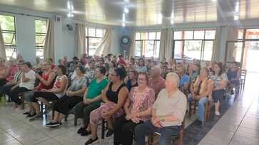 Encontro do Grupo Viver e Amar incentiva à reflexão e ao convívio na terceira idade em Ipiranga do Sul