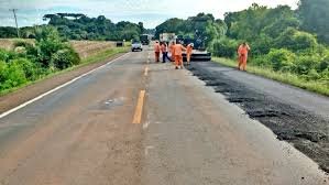 RS-135 - Serviço de conservação  entre os quilômetros 60 e 78 em Getúlio Vargas, Erebango e Erechim