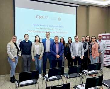 Professores da URI Erechim participam do Encontro Regional do Conselho de Odontologia do Rio Grande do Sul