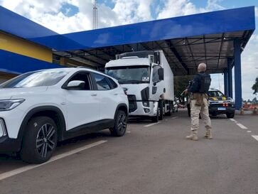 Polícia apreende carga irregular de quatro toneladas de camarão em Carazinho