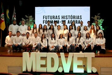 Medicina Veterinária da URI promove cerimônia de entrega de jalecos