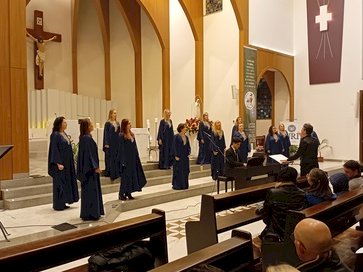 Coro da URI realiza Concerto de Inverno e homenageia maestro Márcio Busatto