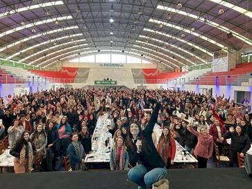 Mais de 650 mulheres produtoras de leite participam de encontro promovido pela Cooperativa Santa Clara