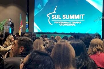 Professoras da URI participam do Sul Summit em Porto Alegre