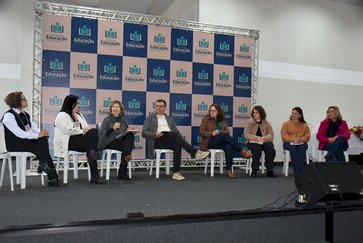 Getúlio Vargas recebe Fórum de Educação e  lança revista Saberes e Fazeres