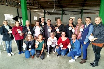 Oficina de artesanato promove autoestima e fortalece integração feminina no meio rural de Charrua