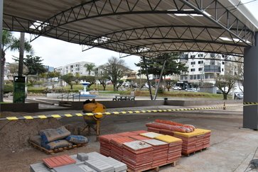 Iniciam as obras de revitalização  do Calçadão de Getúlio Vargas