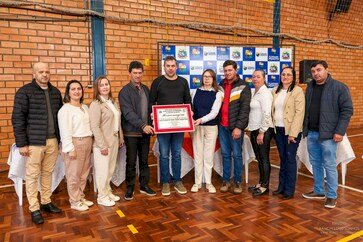 Sessão Solene marca os 85 anos de história da Escola Estadual Campos Sales de Floriano Peixoto 
