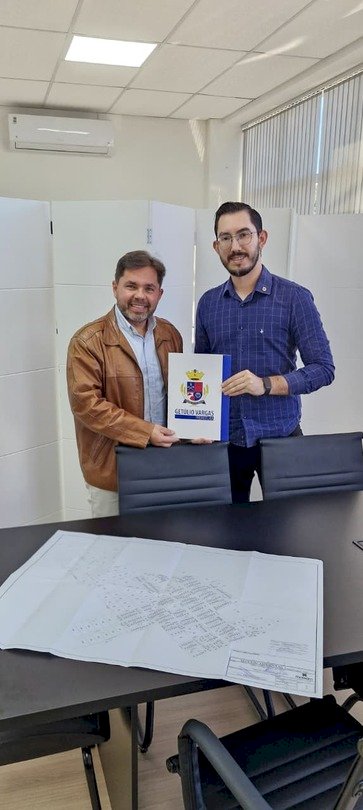 A dignidade no papel: Getúlio Vargas avança na  regularização fundiária do Bairro 15 de Novembro