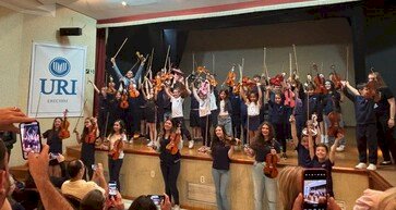 Estudantes da Escola Básica da URI apresentam recital de violinos