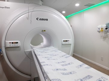 Hospital de Clínicas inaugura equipamento de ressonância magnética 1,5T