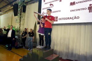 Integração Escolar IDEAU 2025: Literatura: Versos que Atravessam Séculos