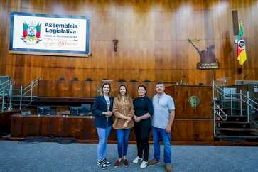 Vice-prefeita Lu cumpre agenda institucional em Porto Alegre