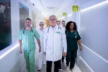 Complexo Hospitalar Unimed Erechim celebra o Dia do Médico com histórias de dedicação, legado e cuidado
