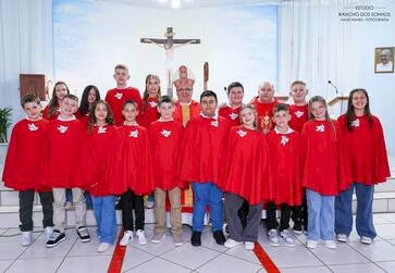 Celebração do Crisma é realizada na Igreja Nossa Senhora da Saúde, sede do município de Floriano Peixoto
