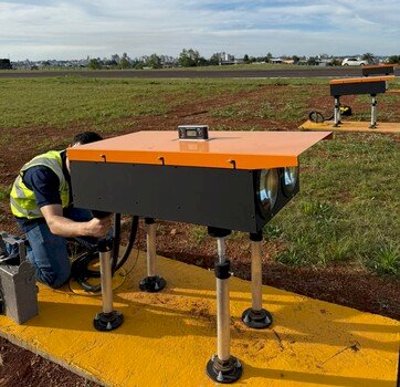 Instalação do sistema PAPI marca novo avanço no Aeroporto de Erechim