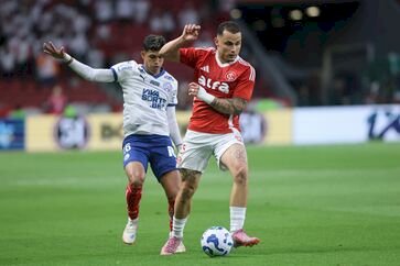 No Beira-Rio, Inter cede empate ao Bahia pelo Campeonato Brasileiro