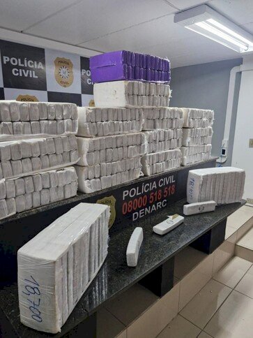 Polícia Civil, em ação conjunta com a PRF, apreende quase 300 quilos de maconha em Sarandi