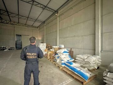 PF investiga grupo ligado ao contrabando de agrotóxicos