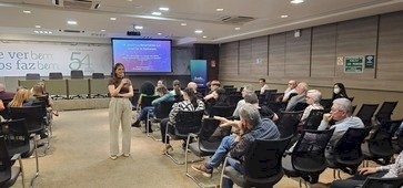Unimed Erechim realiza palestra sobre Inteligência Artificial para médicos cooperados