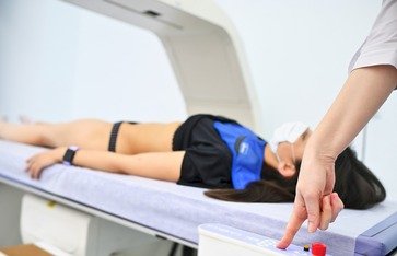 Osteoporose afeta 10 milhões de brasileiros e causa cerca de 200 mil mortes por ano
