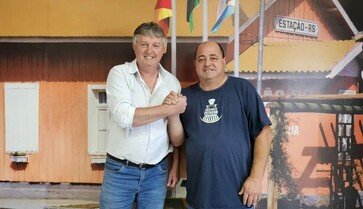 Vice-prefeito Alcines (Pé) assume o executivo estaçonense durante as férias do prefeito Geverson.
