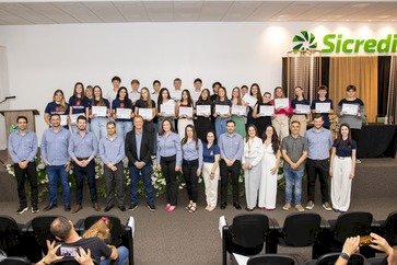 MUNICÍPIO DE ESTAÇÃO E INSTITUTO MANAGER FORMAM MAIS UMA TURMA DE JOVENS EMPREENDEDORES