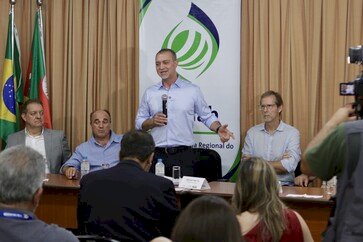 Compra de leite em pó da Conab destina 50% dos recursos ao RS, beneficiando 22 organizações gaúchas 