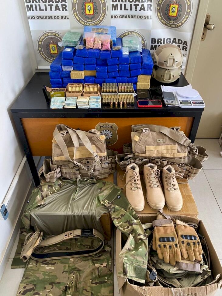 Brigada Militar prende dois suspeitos e apreende drogas, armas e veículos roubados