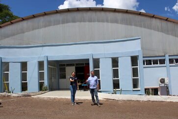 Prefeito e vice-prefeita acompanham obras de revitalização do Ginásio de Esportes de Ipiranga do Sul
