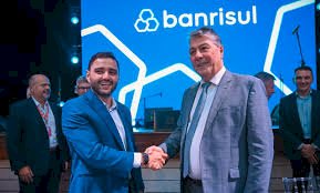 Banrisul fecha 2025 com lucro líquido recorde de R$ 1,6 bilhão