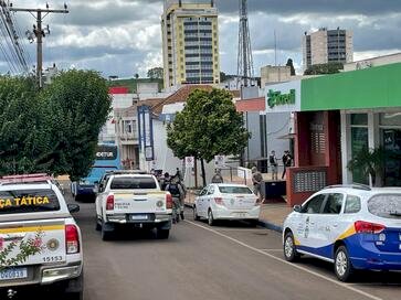Clínica de reabilitação é interditada em Estação e Polícia Civil prende três pessoas.
