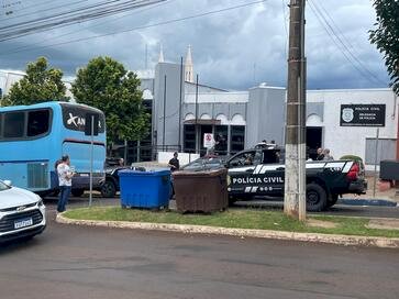 Clínica de reabilitação é interditada em Estação e Polícia Civil prende três pessoas.