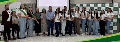  Oficinas preparatórias para as candidatas ao título de Rainha e Princesas de Erebango