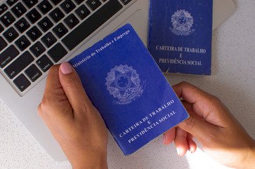 Quais benefícios trabalhistas mais geram dúvida entre os brasileiros?