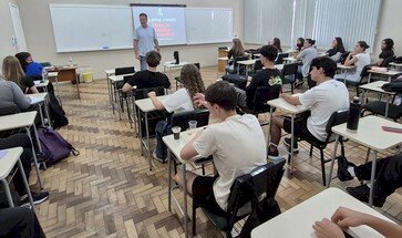 Programa URI Jovem Aprendiz promove desenvolvimento social e educacional