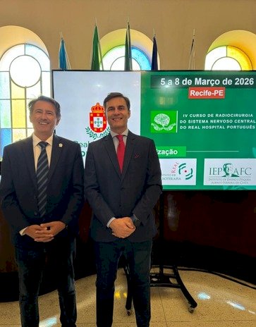 Equipe do Serviço de Radioterapia e Radiocirurgia do HCPF palestra no principal curso de radiocirurgia do país