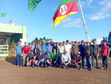 Produtores de Floriano Peixoto visitam a Expodireto com apoio do Governo Municipal e Sicredi