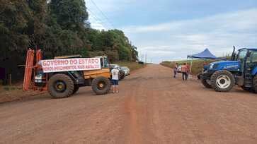 ERS-483: Manifestantes retomam bloqueios em Entre Rios do Sul nesta segunda-feira